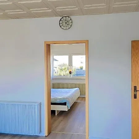 Beautiful 3 Big With Kitchen And Balcony Lejlighed Kerpen (North Rhine-Westphalia)