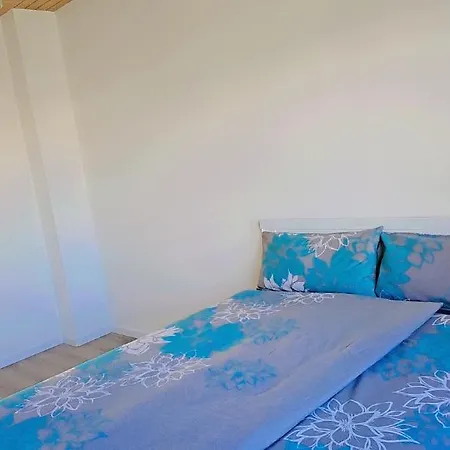 Beautiful 3 Big With Kitchen And Balcony *