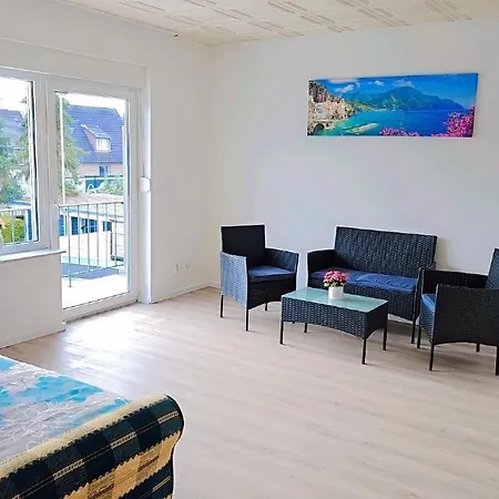 Beautiful 3 Big With Kitchen And Balcony Lejlighed Kerpen (North Rhine-Westphalia)
