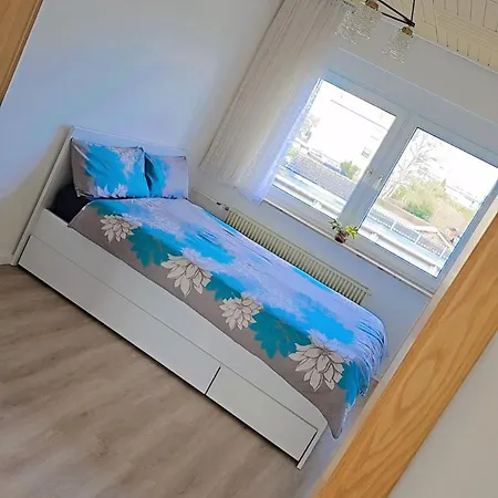 Beautiful 3 Big With Kitchen And Balcony Kerpen (North Rhine-Westphalia)