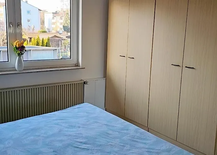 Beautiful 3 Big With Kitchen And Balcony Apartment *